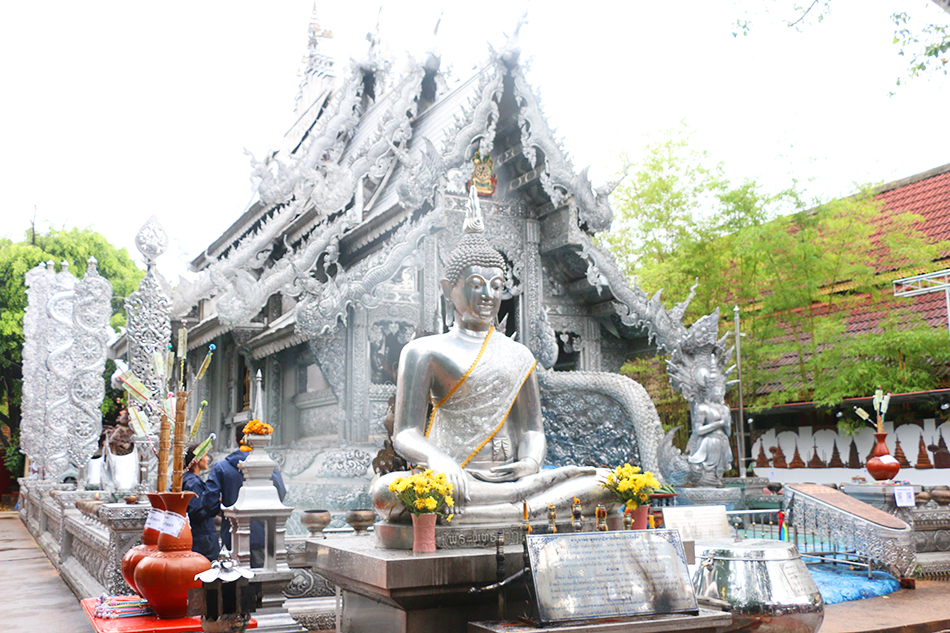 泰国一寺庙整体用纯银打造，却禁止女性进入？插图